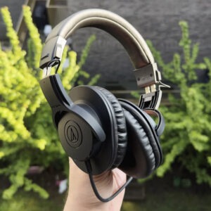 Wired Headphones